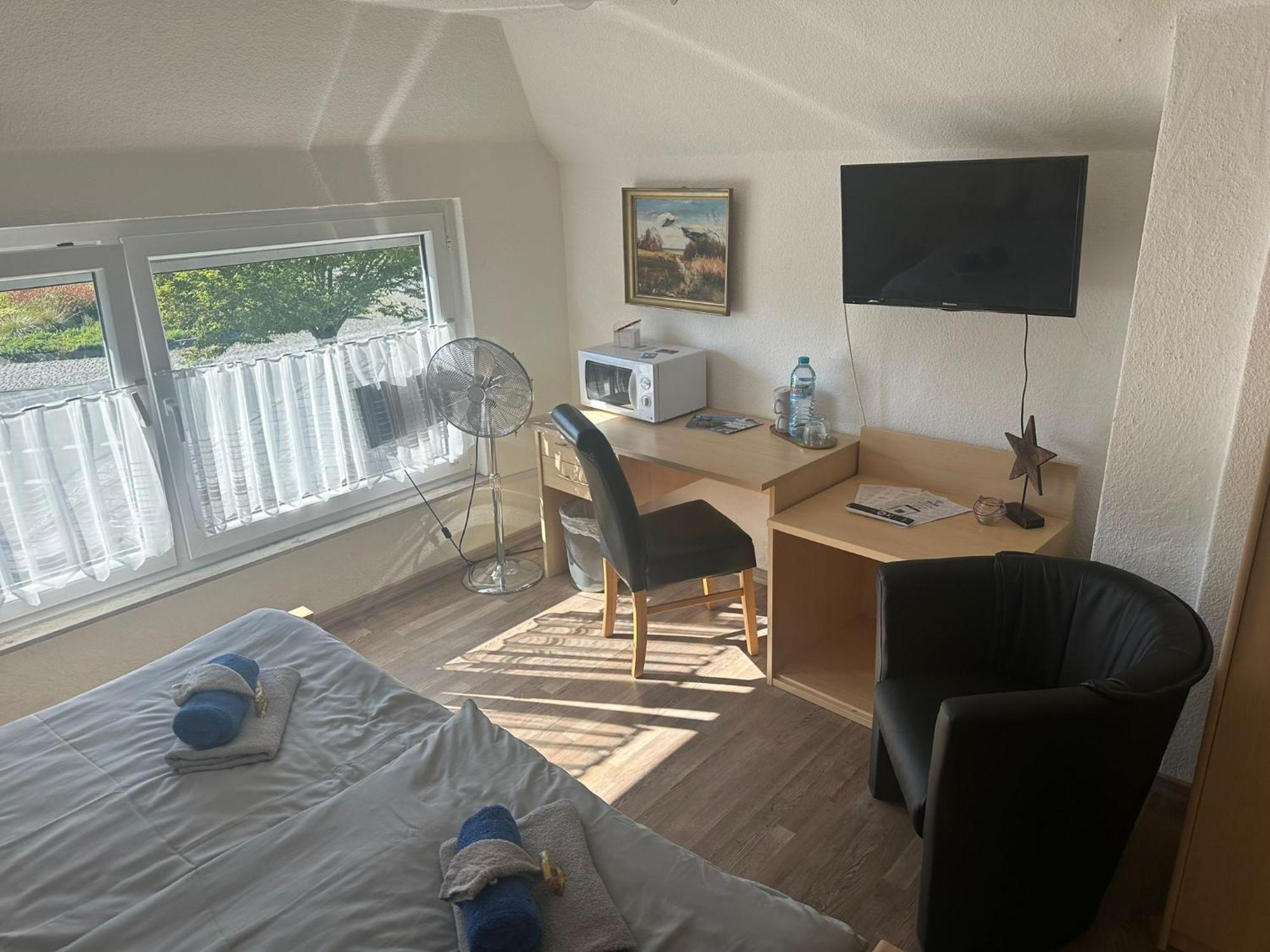 Zentrale Doppelbettzimmer Норденхам Экстерьер фото